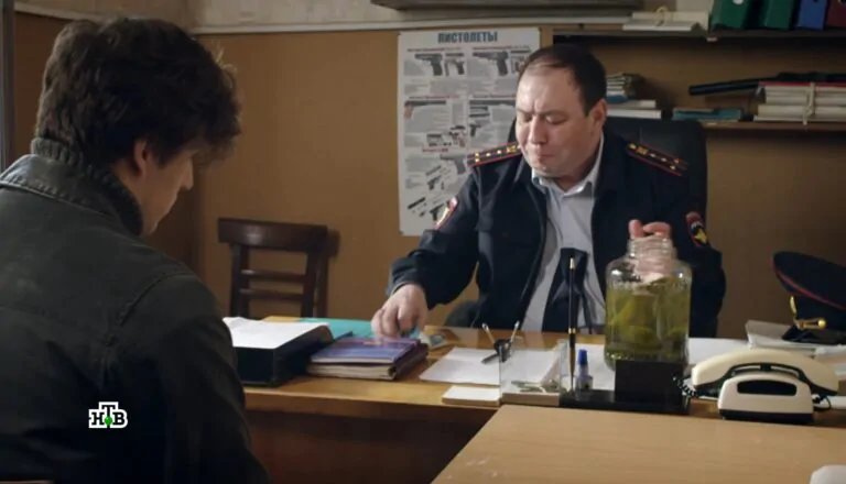 Момент из 24 серии 4 сезона